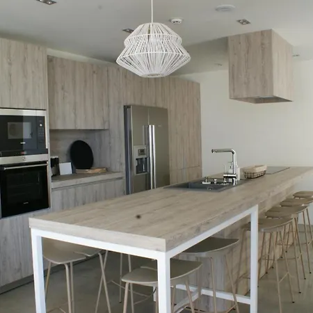 Tranquil Haven In Santa Eulalia Villa, 1030 サンタ・エウラリア・デス・リウ