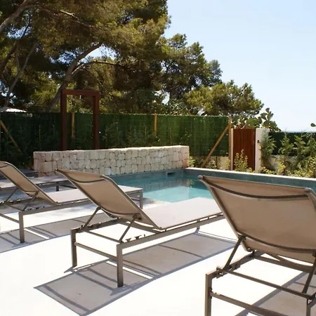 Vila Tranquil Haven In Santa Eulalia Villa, 1030 Santa Eularia des Riu